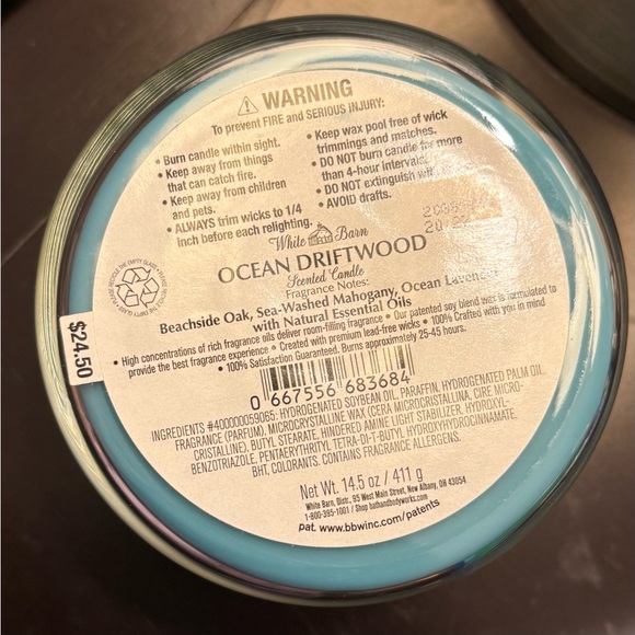 White Barn Ocean Driftwood Candle - Blue - Picture 4 of 5